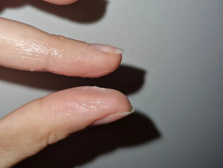 Whitish, creamy cervical mucus on cycle day 16 (2), preceded by 6 days of S+, using trackle for birth control